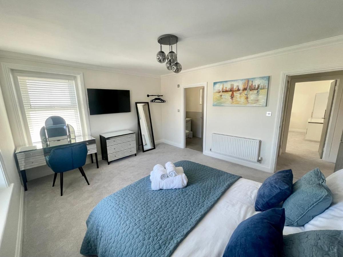 Exquisite Apartment, Stone Throw From The Beach Bournemouth Exterior foto