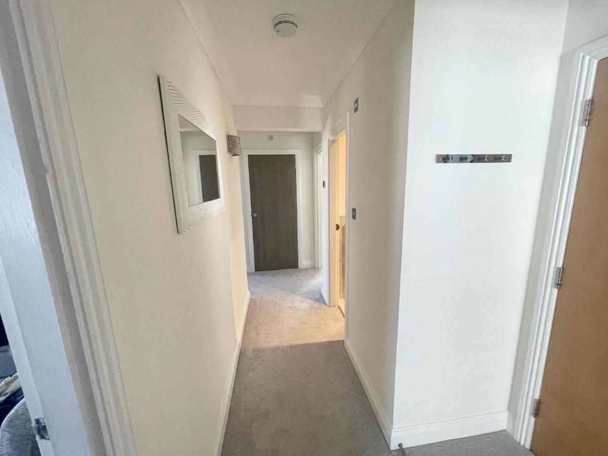 Exquisite Apartment, Stone Throw From The Beach Bournemouth Exterior foto
